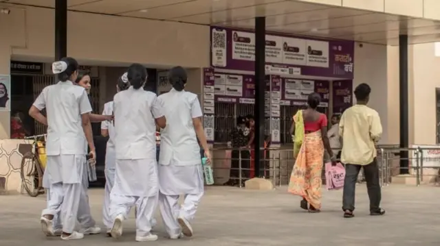 थॅलेसेमियाशी झगडणाऱ्या मुलांना चढवलं HIV संक्रमित रक्त