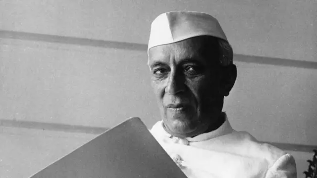 নিজের কাজ নিজেই করতে পছন্দ করতেন। 