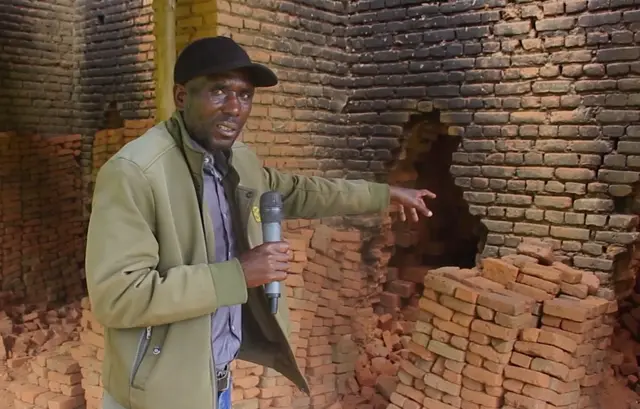 Ndahiro Mathieu yerekana amatafari ahiye ku itanure 