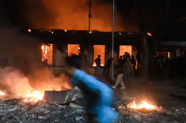 বিক্োভএখন পর্যন্ত অন্তত সাতজন মারা গেছে