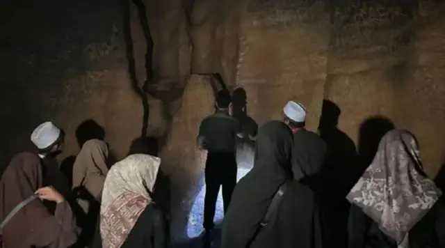 वो गुफा जो मक्का जाने का रास्ता बताई जा रही है