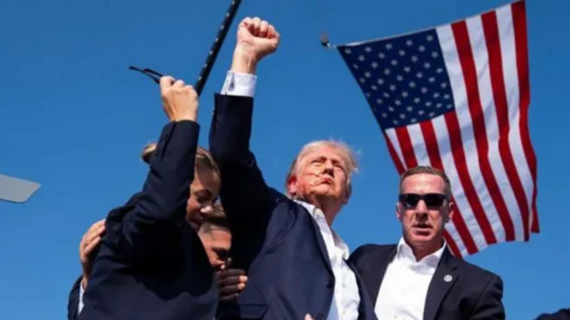 டொனால்ட் டிரம்ப்