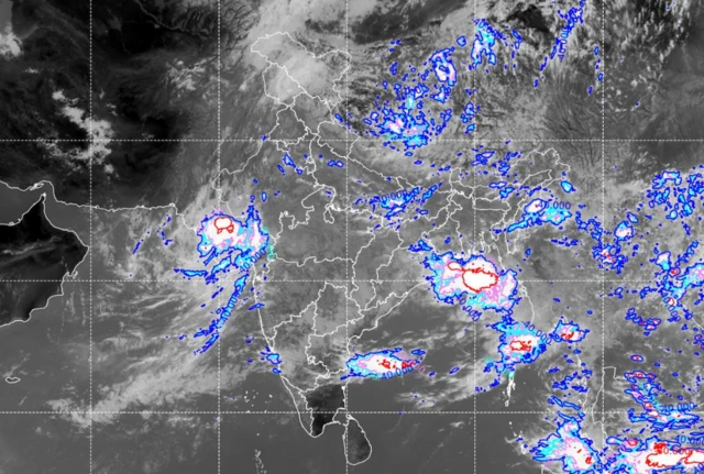 ગુજરાતમાં આગામી દિવસોમાં ભારેથી અતિભારે વરસાદની આગાહી બીબીસી ગુજરાતી ગુજરાત હવામાન વરસાદ ચોમાસું દક્ષિણ ગુજરાત સૌરાષ્ટ્ર કચ્છ આગાહી