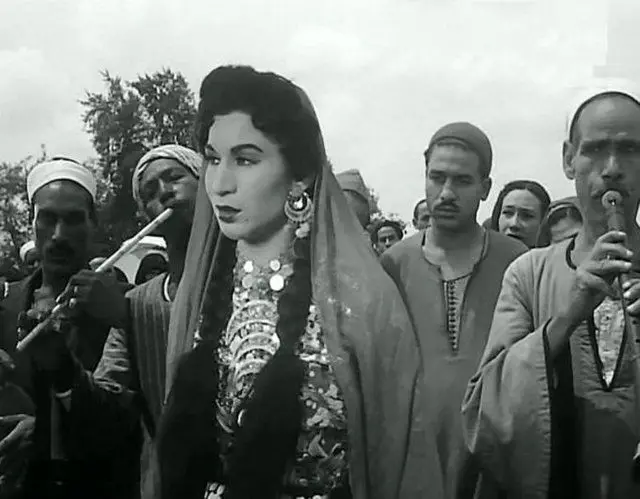 صورة للفنانة فايزة أحمد من فيلم 