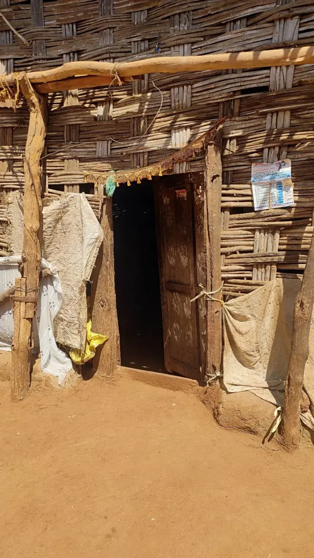 पोतीबाईंचं घर