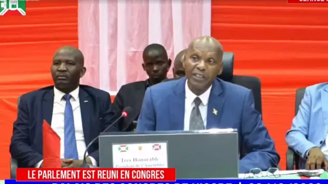 Gelase Ndabirabe ati: “Twe mu Burundi dukoresha amarundi, n'ayo matike tuzoyagura amarundi”