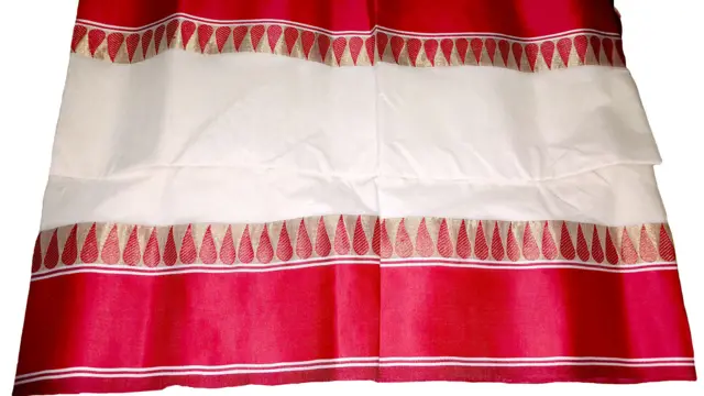 পশ্চিমবঙ্গের নদীয়ায় বোনা টাঙ্গাইল শাড়ি