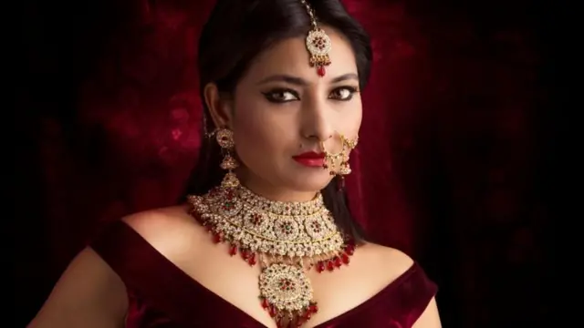 दागिने स्वस्त आणि मोबाईल होणार महाग