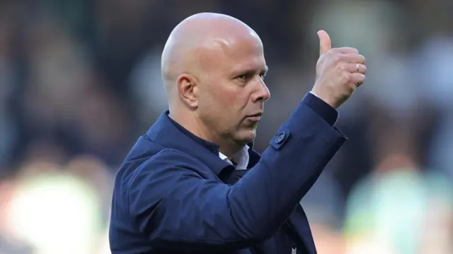 Liivarpuul Arne Silot jalatti yeroo jalqabaaf mo'amuusaati