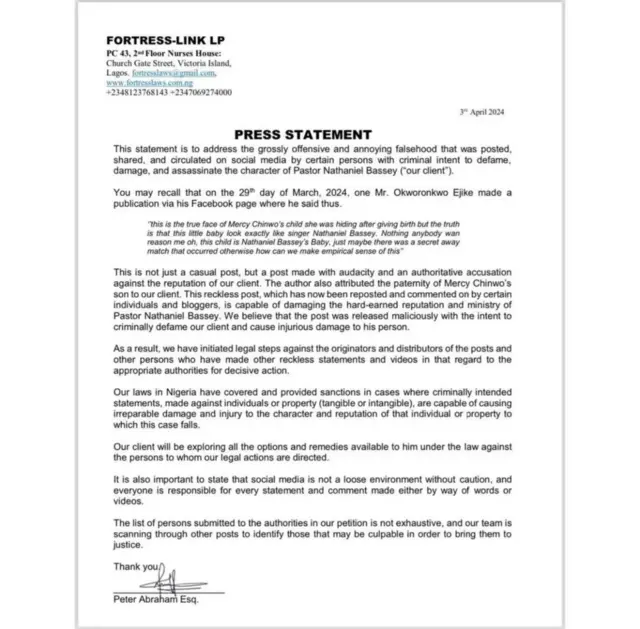 Akwụkwọ mkpesa ha gbara n'aka ndị uweojii