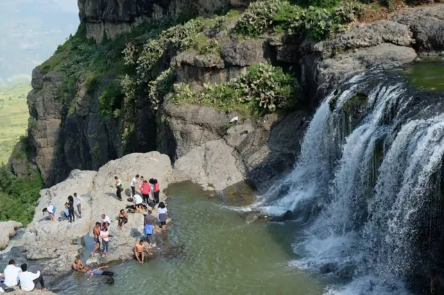 አዲስ ሀይኪንግ