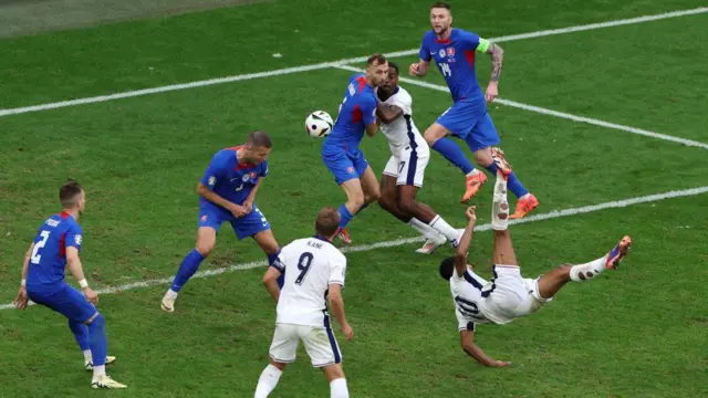 جود بلینگام در بازی مقابل اسلواکی