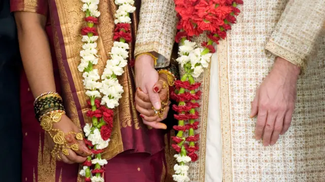 नव विवाहित जोड़ा