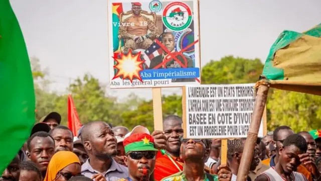 Un immense rassemblement en soutien au capitaine Traoré a eu lieu à Ouagadougou (Archives).