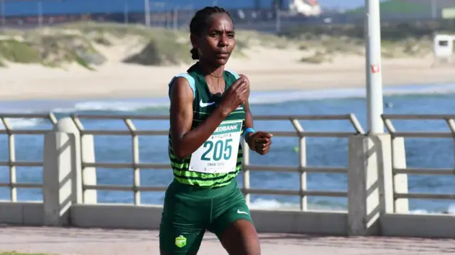 Atileet Immaaneen fiigicha km 50 injifachuu isheen gammaduu ishee dubbatteetti 