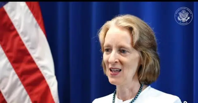 အမေရိကန်သံရုံးအကြီးအကဲ ဆူဆန်စတီဗင်ဆင်