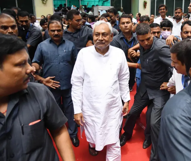 नीतीश कुमार