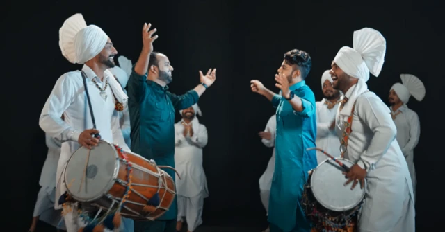 'ਆਜ਼ਾਦ ਪਰਿੰਦੇ'