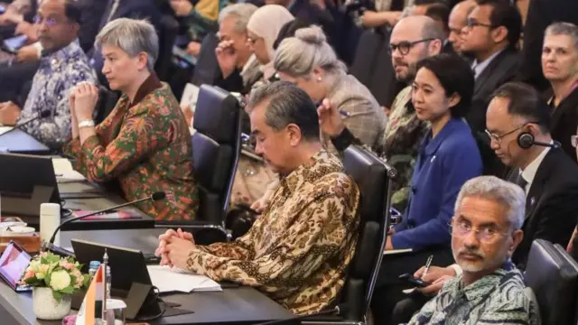 မစ္စတာ ဝမ်ယီ