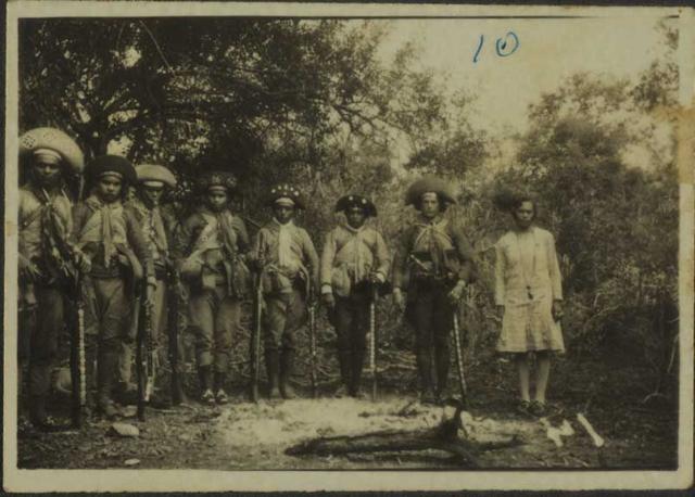 Fotografia preto e branco do bandopix bet casa de apostacangaceiros