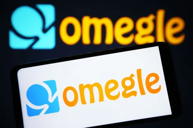 Logo de Omegle