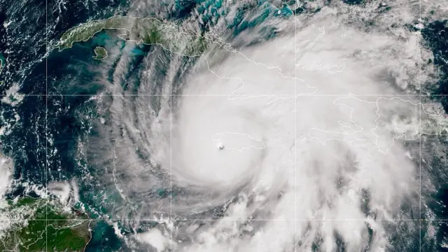 Kasırganın uydu görüntüsü 