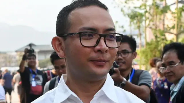 ၂၀၁၉ ခုနှစ်က ကျင်းပခဲ့တဲ့ “၀” ပြည်ထူထောင်ခြင်း နှစ် ၃၀ ပြည့် ညစာစားပွဲကို တက်ရောက်လာတဲ့ အာရက္ခတပ်တော် (အေအေ) စစ်ဦးစီးချုပ် ဗိုလ်ချုပ်ထွန်းမြတ်နိုင်