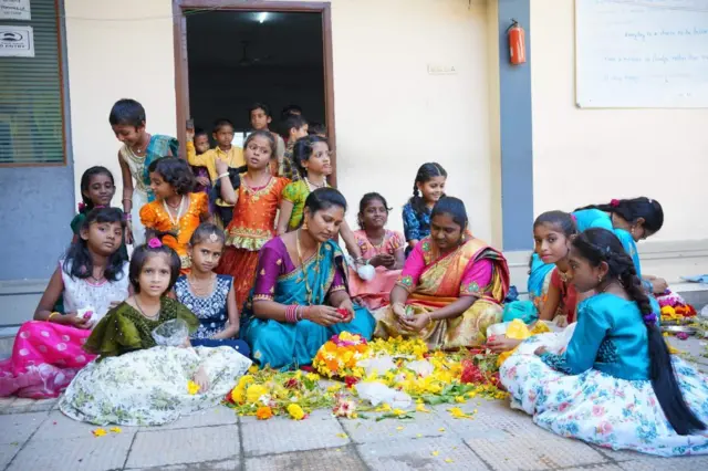 బతుకమ్మ