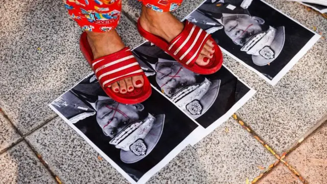 ዜጋታት ሚያንማር ብወተሃደራዊ መሪሕነት እታ ሃገር ሕጉሳት ኣይኰኑን