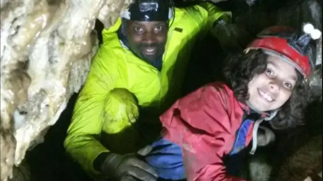 जॉर्जिया ऑटिस्टिक होती. तिला डिओड्रंटच्या वासाने शांत वाटायचं