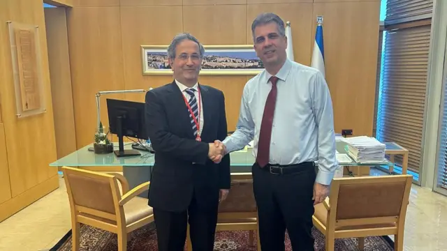 وزير الخارجية الإسرائيلي ورئيس المنظمة العالمية لليهود الليبيين