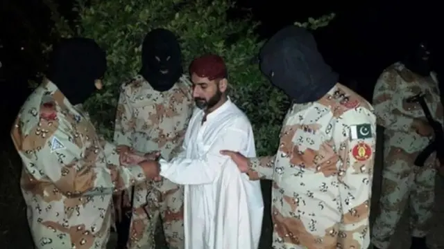 લ્યારી, ગેંગ્સ ઓફ લ્યારી, રહમાન ડકૈત, ધુરંધર ફિલ્મ, અક્ષય ખન્ના, ઉઝૈર બલોચ, રણવીર સિંહ, કરાચી, લ્યારી શહેરનો ઇતિહાસ, બીબીસી ગુજરાતી ઇન્ટરનેશનલ ન્યૂઝ આંતરરાષ્ટ્રીય સમાચાર