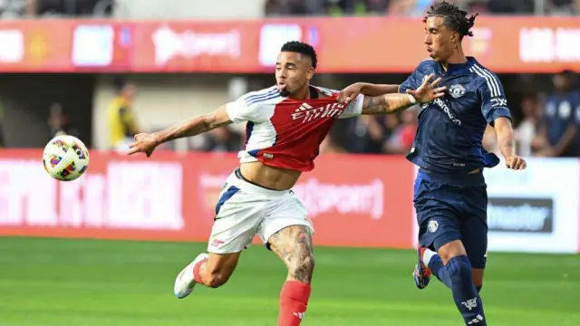 Leenii Yuuroo erga gara Yunaayitid dhufee tapha lama qofa taphate