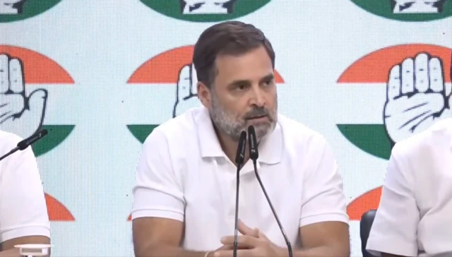 राहुल गांधी