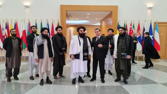 وزیر خارجه طالبان در عشق آباد