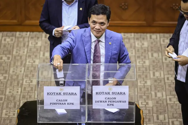 Pilkada Partai Coklat