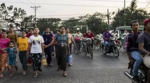 အထည်ချုပ်လုပ်သားတွေ အလုပ်အကိုင်အခွင့်အလမ်းနည်းလာ