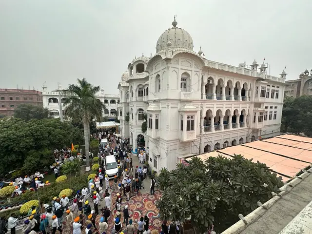 ਅੰਮ੍ਰਿਤਸਰ