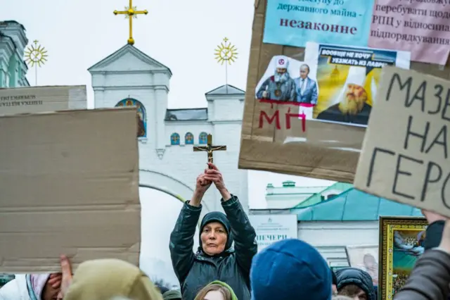 Biểu tình trước tu viện Kyiv Pecherk Lavra (2023)