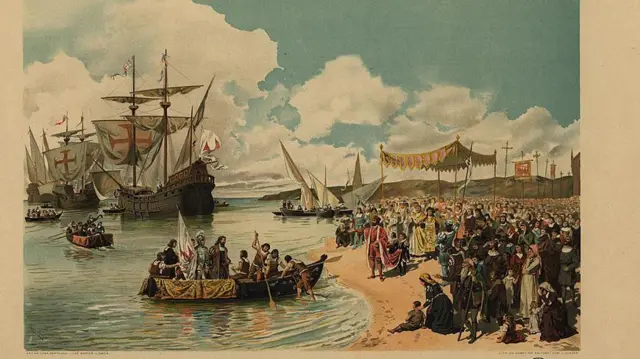 আগন্তুকদের দেখতে কালিকটের তটে মানুষের ভিড়