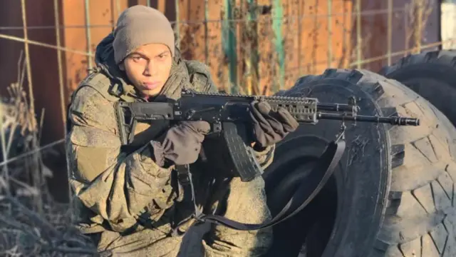 মোহন মিয়াজি সম্প্রতি রুশ সৈন্যশিবির থেকে পালিয়ে দেশে ফিরে এসেছেন