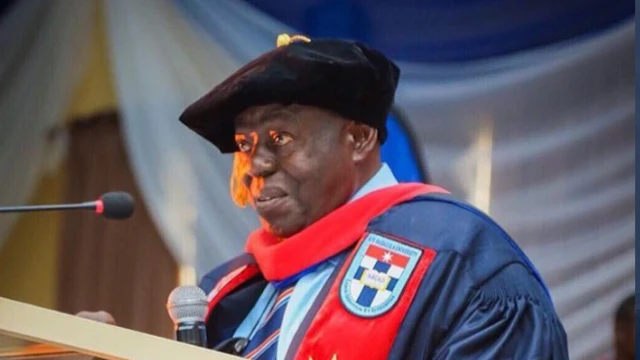 Di 95 year old na di founder of Afe Babalola university