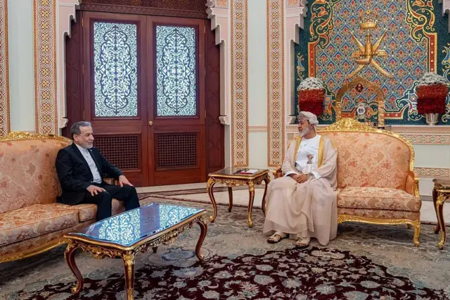 रविवार को मस्कट में अब्बास अराग़ची