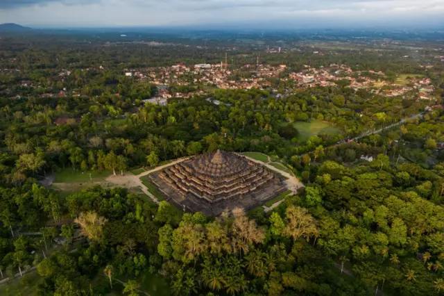 Pemandangan udara Candi Borobudur pada 23 Desember 2023.