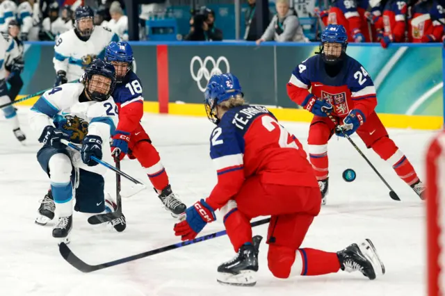 hokej na ledu, hokejaška utakmica Finske i Češke na Zimskim olimpijskim igrama u Italiji