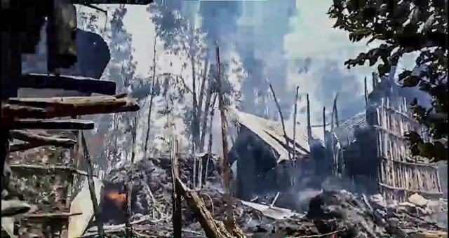 የሚቃጠል ቤት 