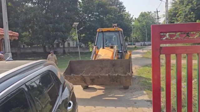 બીબીસી ગુજરાતી ભાવનગર પોલીસ ફોરેસ્ટ ઑફિસર બાળકો પતિ પત્ની હત્યા એસીએફ