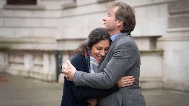 ریچارد رتکلیف و نازنین زاغری