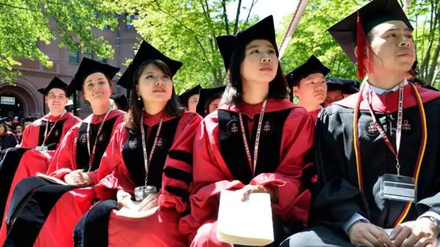 Alunos da Universidade Harvardonabet cream 15 gm2018 com becasonabet cream 15 gmcerimôniaonabet cream 15 gmgraduação