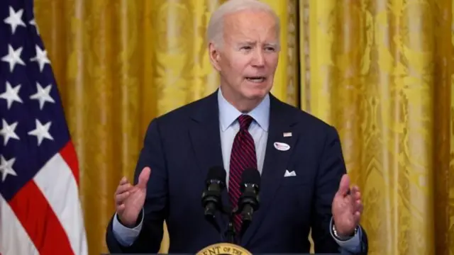 2020 मध्ये बायडन निवडणूक जिंकले होते. त्यांचा विजय नाकारत ट्रम्प यांच्या समर्थकांनी अमेरिकन संसद भवन कॅपिटल इमारतीवर हल्ला केला होता.